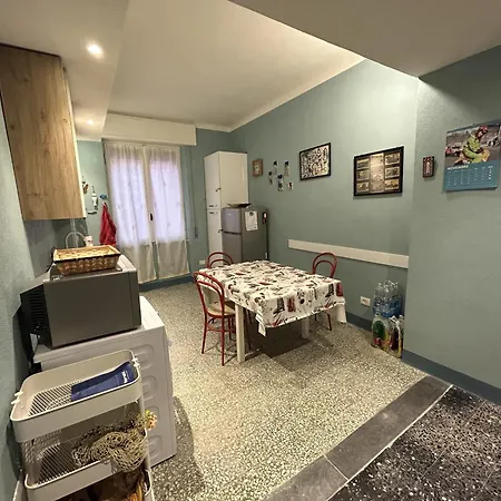 Delfino Cosy With Ac Near Bea... Apartmán Monterosso al Mare