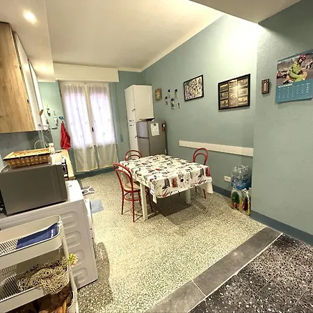 דירה Delfino Cosy With Ac - Near Beaches מונטרוסו אל מארה