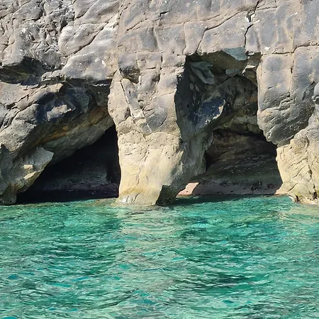 Delfino Cosy With Ac - Near Beaches מונטרוסו אל מארה